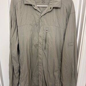 Men's Gray REI Nylon Button Down Shirt